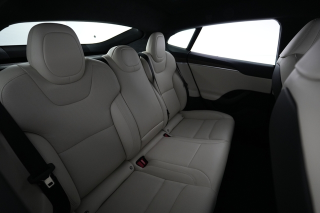 2022 Tesla Model S