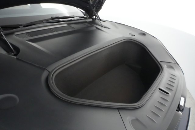 2022 Tesla Model S — photo 21 of 22