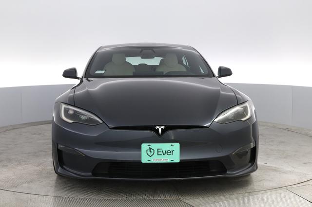 2022 Tesla Model S — photo 9 of 22