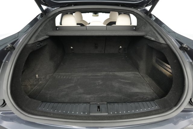 2022 Tesla Model S — photo 6 of 22