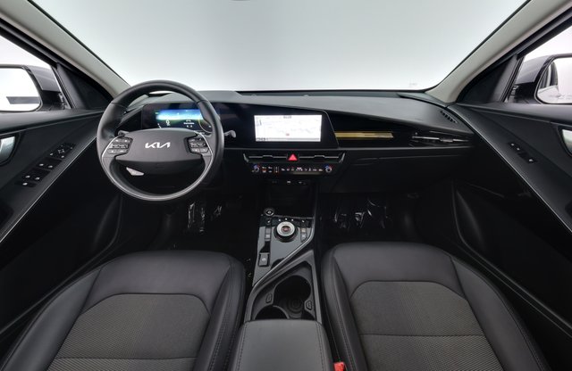 2024 Kia Niro EV — photo 21 of 23