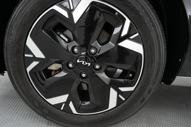2024 Kia Niro EV — photo 7 of 23