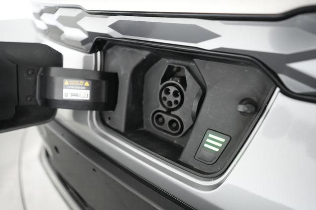 2024 Kia Niro EV — photo 8 of 23