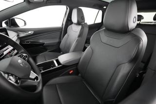 2023 Volkswagen ID.4 — photo 3 of 24