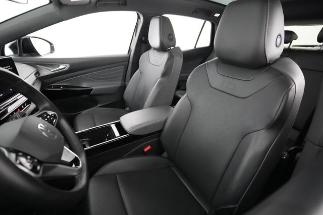 2023 Volkswagen ID.4 — photo 3 of 24