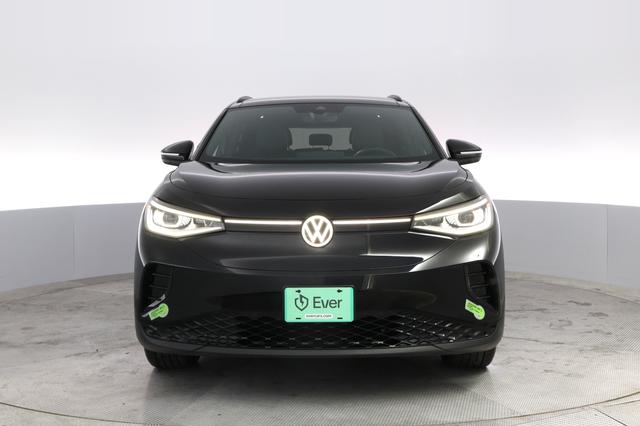 2023 Volkswagen ID.4 — photo 9 of 24