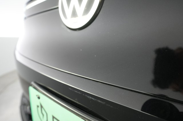 2023 Volkswagen ID.4 — photo 22 of 24