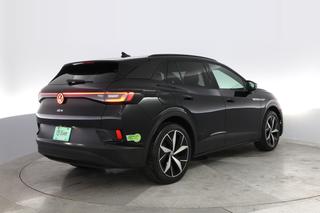 2023 Volkswagen ID.4 — photo 2 of 24