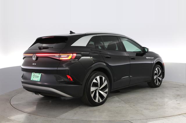 2021 Volkswagen ID.4 — photo 2 of 21
