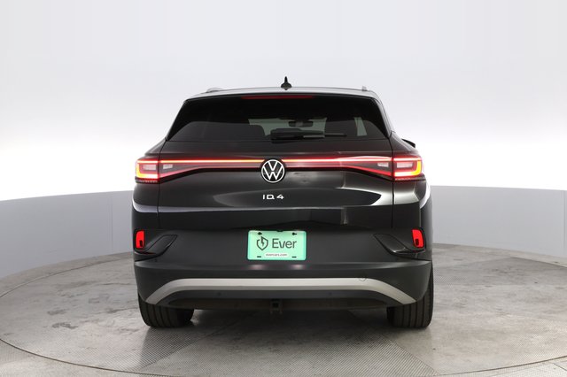 2021 Volkswagen ID.4 — photo 12 of 21
