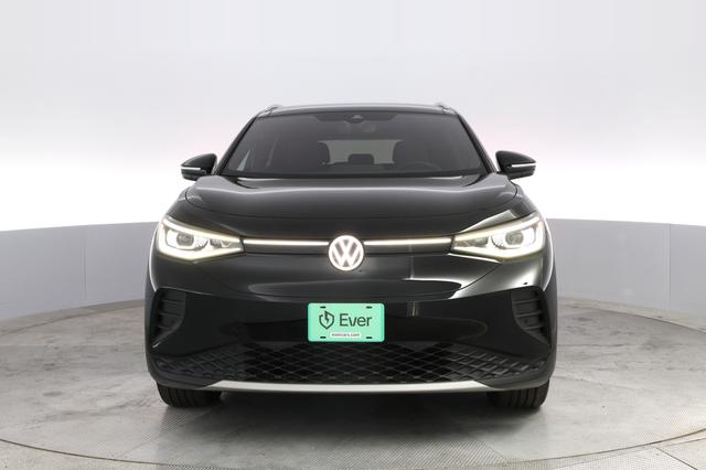 2021 Volkswagen ID.4 — photo 9 of 21