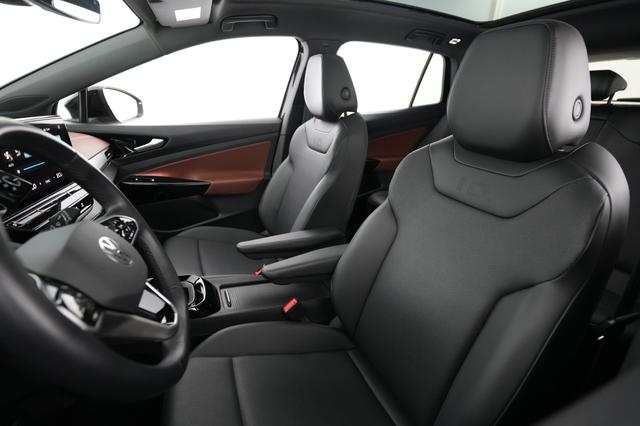2021 Volkswagen ID.4 — photo 3 of 21