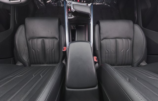 2022 Audi e-tron — photo 22 of 27