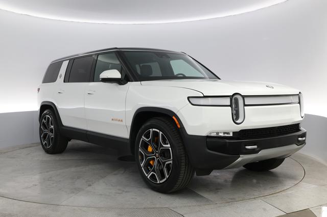 2022 Rivian R1S
