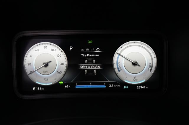 2022 Hyundai Kona — photo 5 of 24