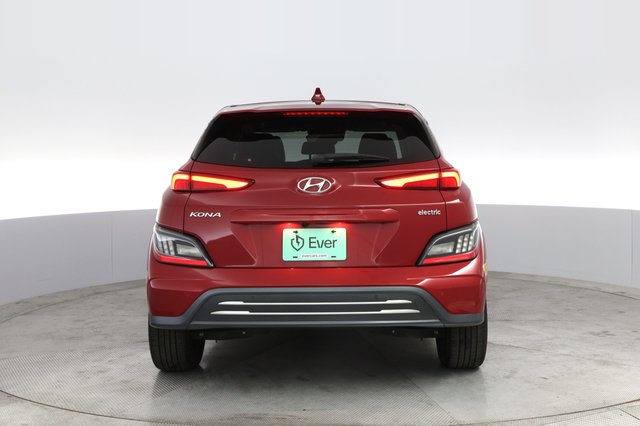 2022 Hyundai Kona — photo 12 of 24