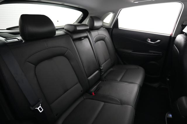 2022 Hyundai Kona — photo 4 of 24