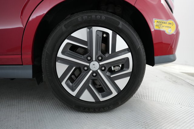 2022 Hyundai Kona — photo 15 of 24