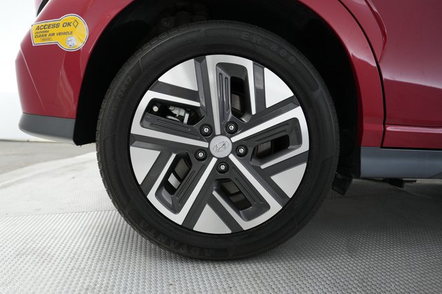 2022 Hyundai Kona — photo 7 of 24