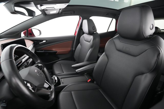 2022 Volkswagen ID.4 — photo 3 of 22