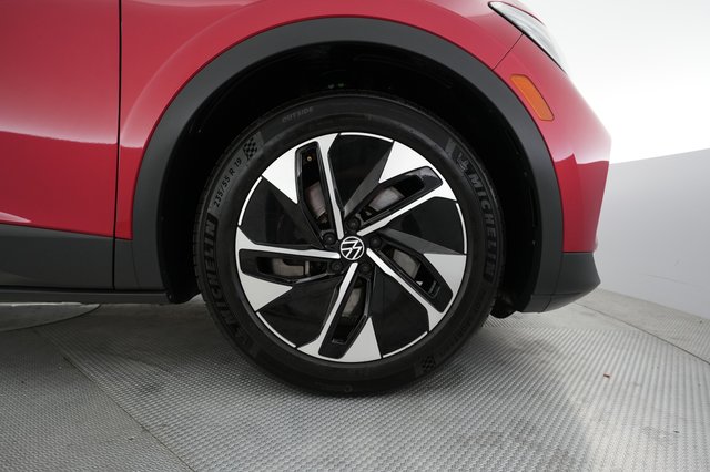 2022 Volkswagen ID.4 — photo 7 of 22