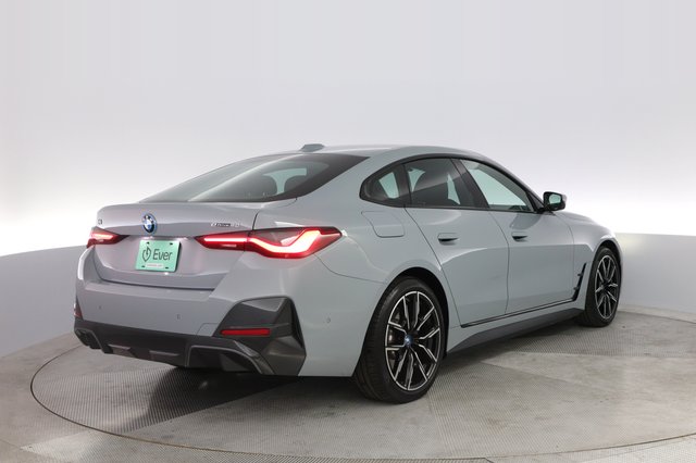 2024 BMW i4 — photo 2 of 23