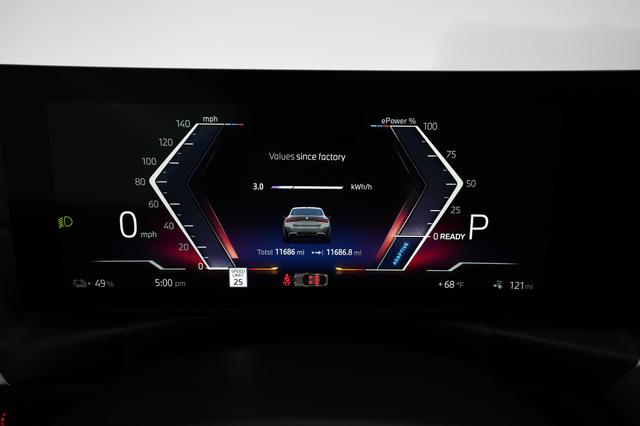 2024 BMW i4 — photo 5 of 23