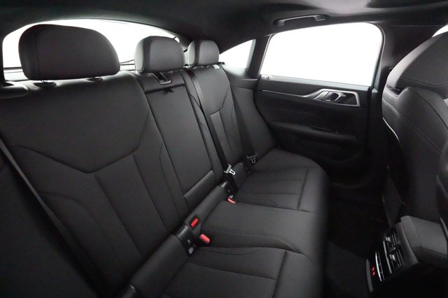 2024 BMW i4 — photo 4 of 23