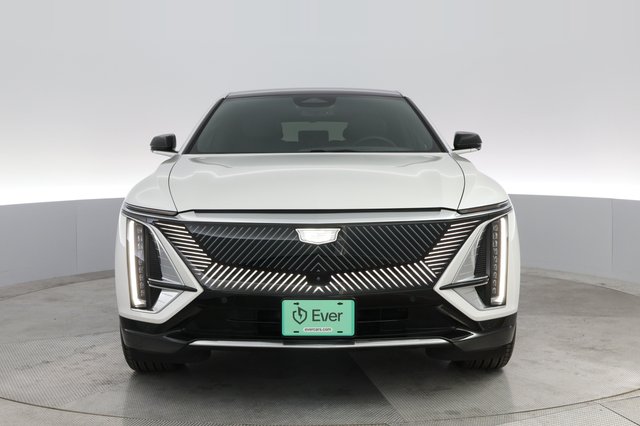 2024 Cadillac Lyriq — photo 9 of 22