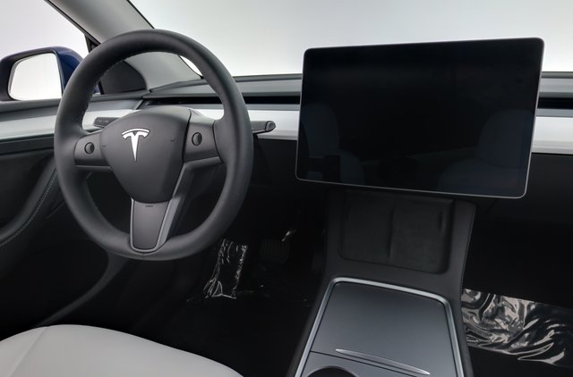 2023 Tesla Model Y — photo 20 of 23