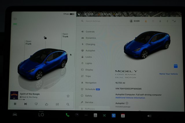 2023 Tesla Model Y — photo 5 of 23