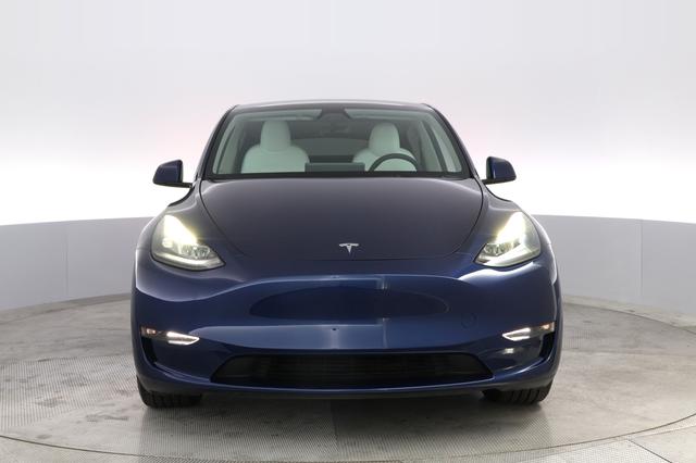 2023 Tesla Model Y — photo 9 of 23