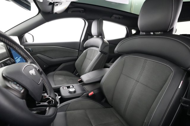 2024 Ford Mustang Mach-E — photo 3 of 24