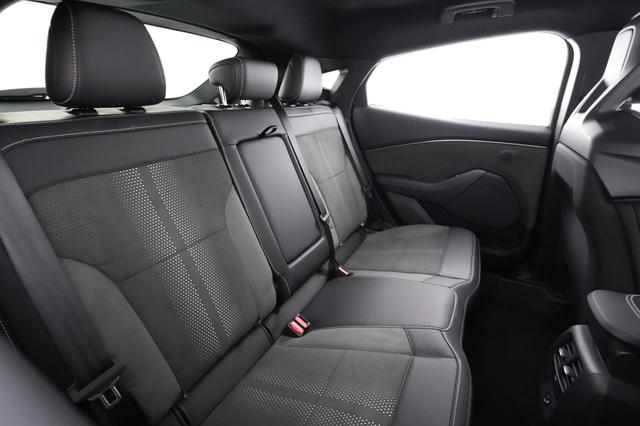 2024 Ford Mustang Mach-E — photo 4 of 24