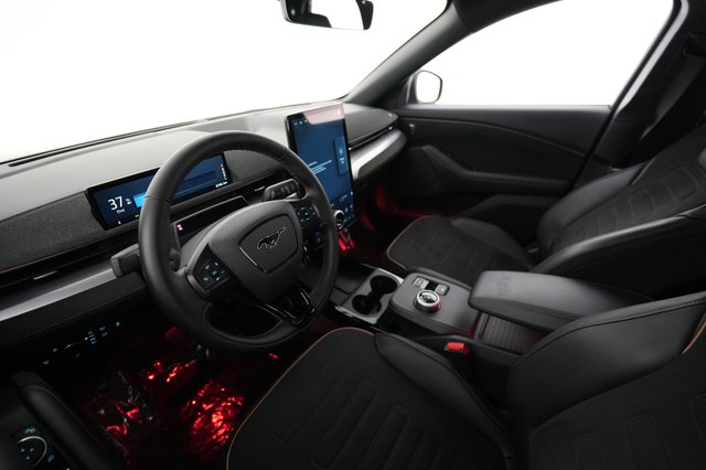 2023 Ford Mustang Mach-E — photo 3 of 22
