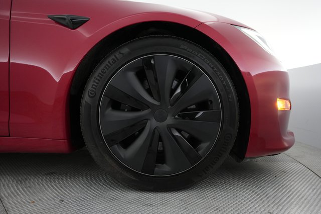 2022 Tesla Model S — photo 16 of 21