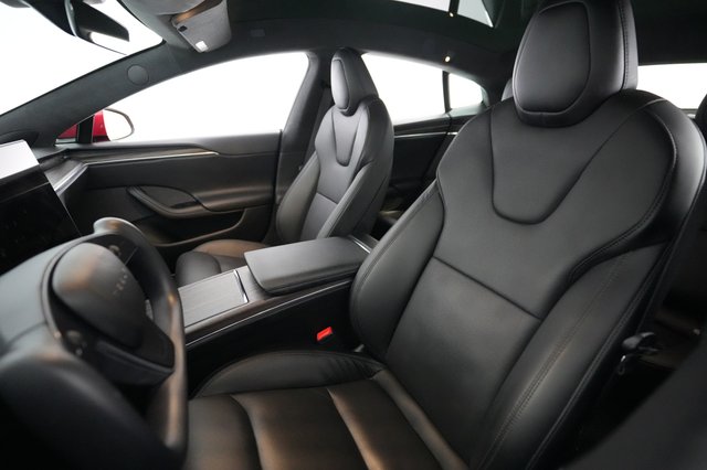 2022 Tesla Model S — photo 3 of 21