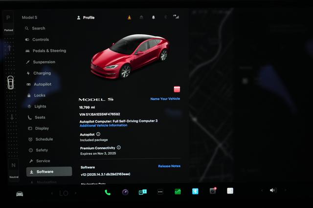 2022 Tesla Model S — photo 5 of 21