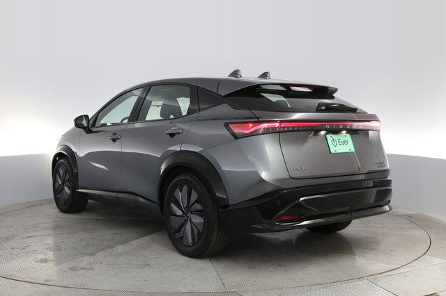 2023 Nissan Ariya — photo 13 of 23