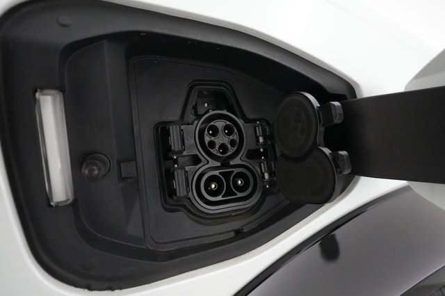 2023 Nissan Ariya — photo 8 of 21