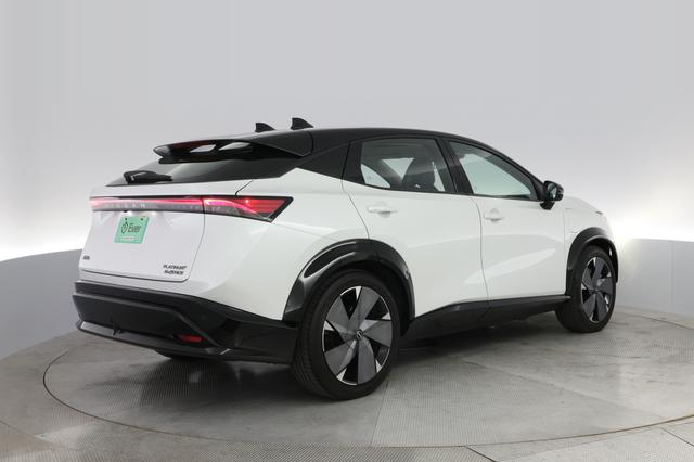 2023 Nissan Ariya — photo 2 of 21