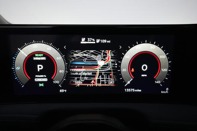 2023 Nissan Ariya — photo 5 of 21