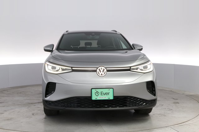 2023 Volkswagen ID.4 — photo 9 of 21