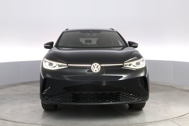 2023 Volkswagen ID.4 — photo 9 of 23