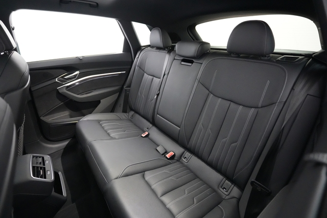 2022 Audi e-tron