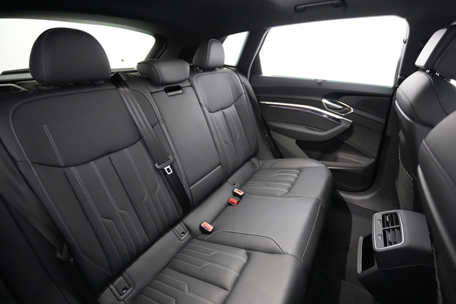 2022 Audi e-tron