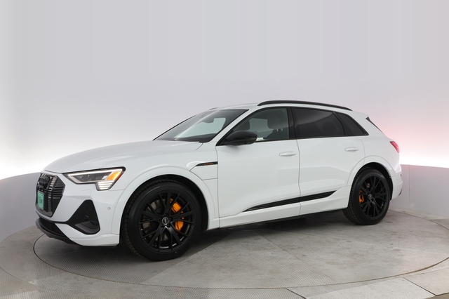 2022 Audi e-tron