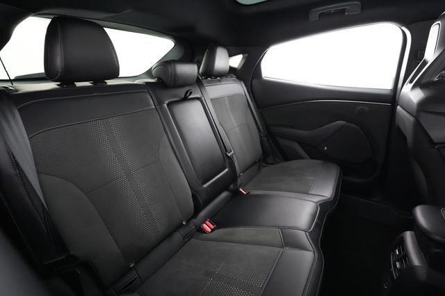 2021 Ford Mustang Mach-E — photo 4 of 25