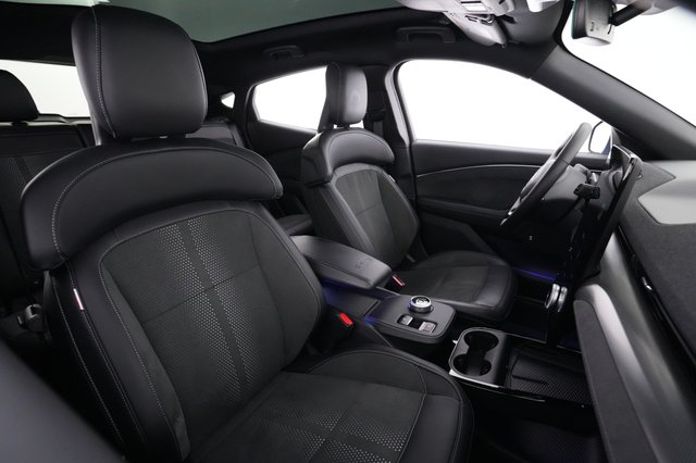 2023 Ford Mustang Mach-E — photo 18 of 26