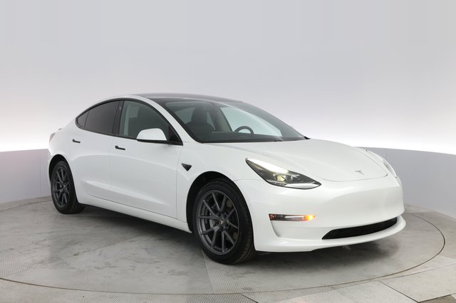 2021 Tesla Model 3 — photo 10 of 26
